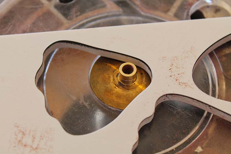 Bearing off template wall